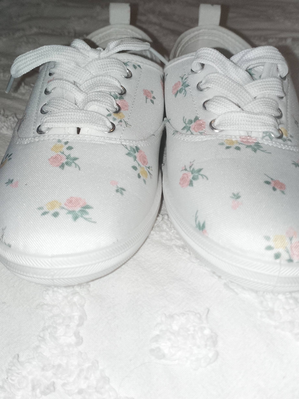 Ardene Women's Slip-On Comfort Flats - Picture 2 of 9